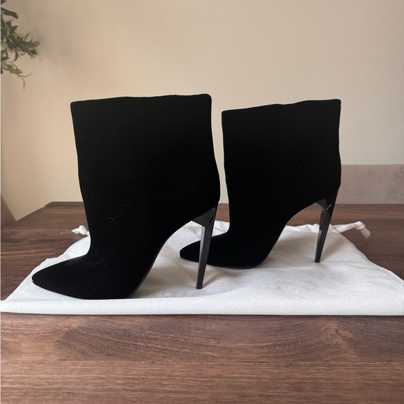 Saint Laurent Velvet Freja Ankle Boots - Picture 5 of 9